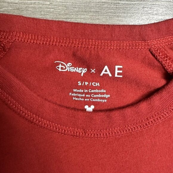Disney x AE T Shirt Size S Donald Duck Feisty Long Sleeve Tee Red - Picture 4 of 6